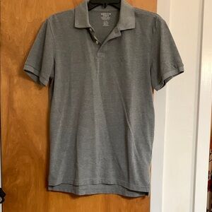 American Eagle polo style shirt